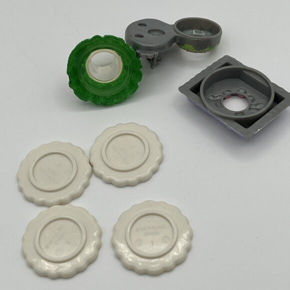 1999 Fisher Price Loving Family Celebrations Dining Room Set Complete & Working - Picture 14 of 16